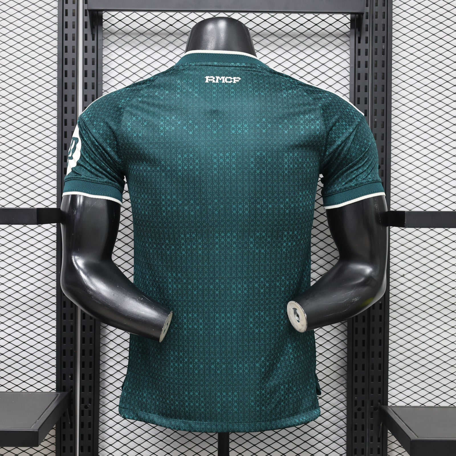 26/27 Maillot Real Madrid Extérieur player