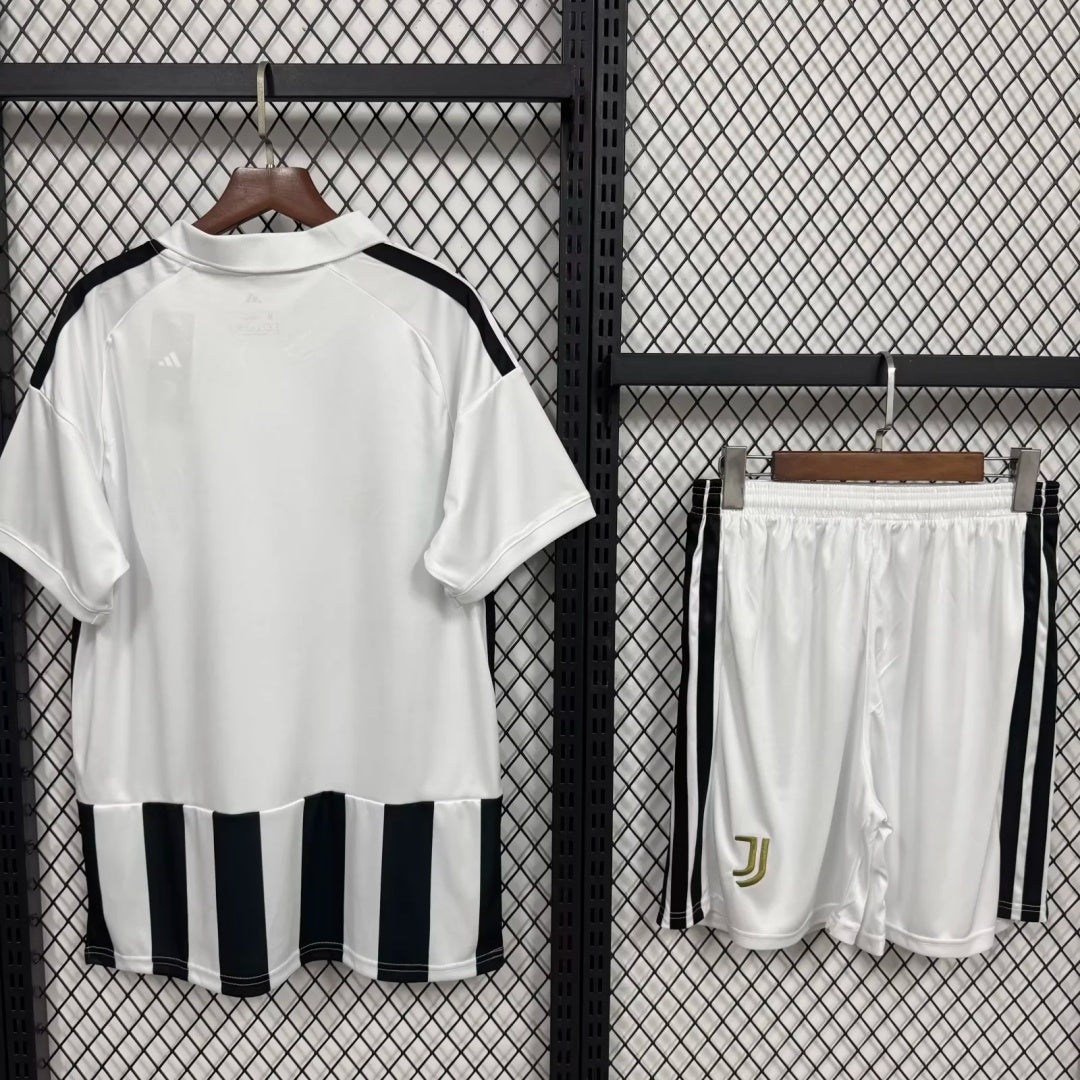 Ensemble 26/27 Juventus Domicile Adult