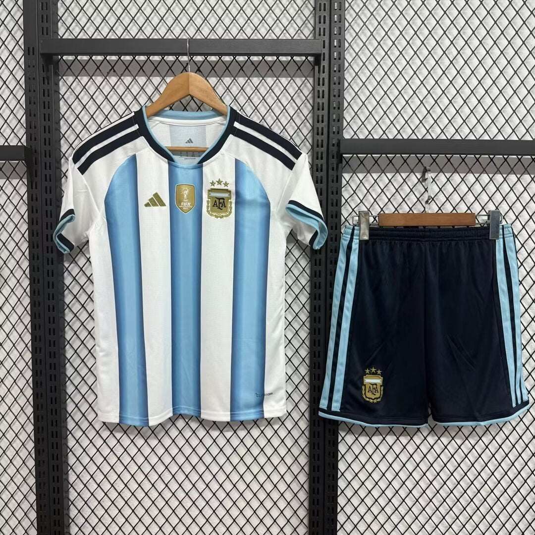 25/26 Ensemble Adult Argentine Domicile