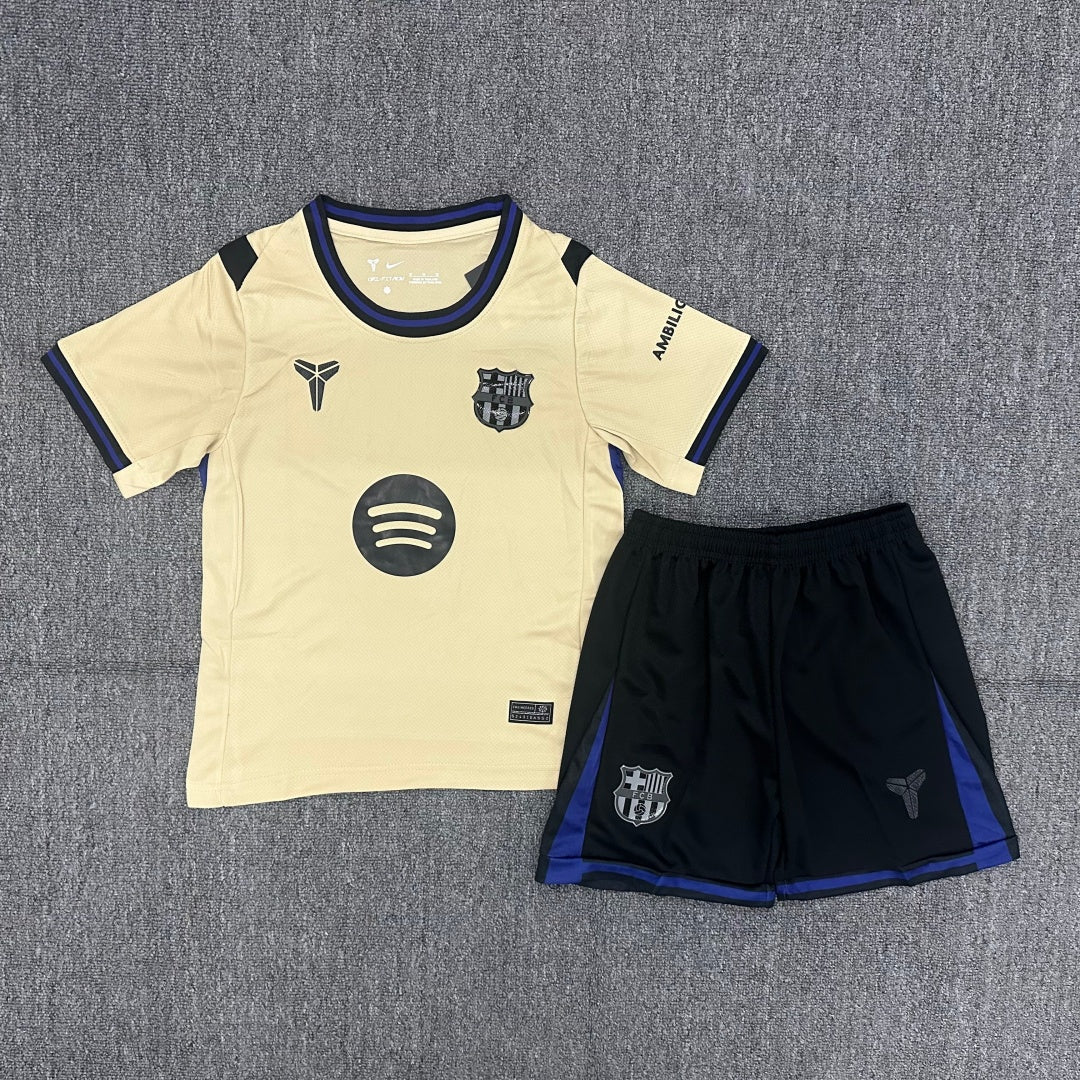 25/26 Ensemble Enfant Barcelone Extérieur