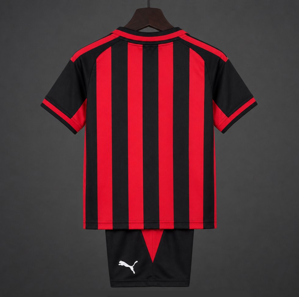 26/27 Ensemble Enfant AC Milan Domicile