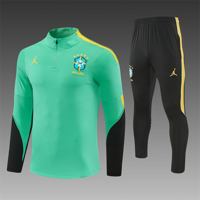 26/27 Ensemble Brésil green