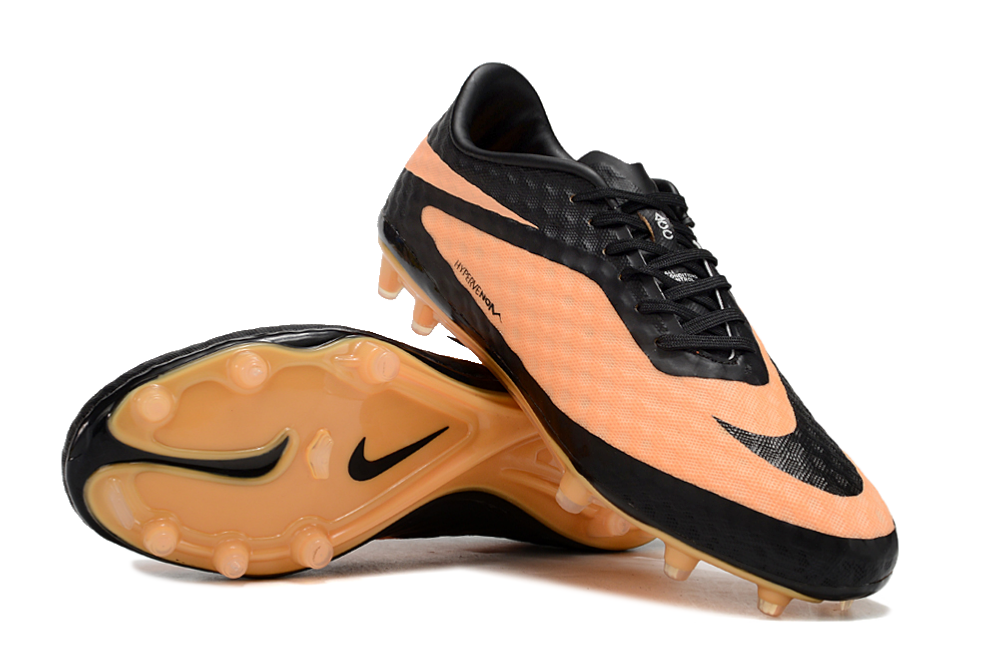 Crampons Hypervenom élite - L'Univers du Maillot