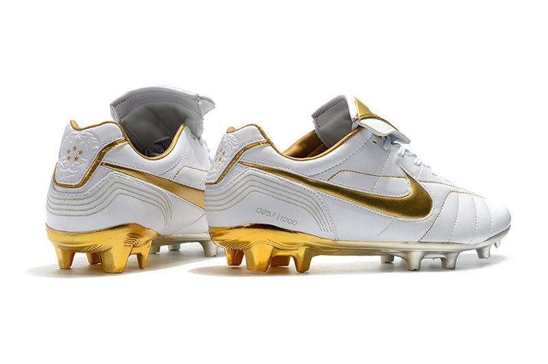 Crampons Tiempo Legend 7 R10 Elite FG - L'Univers du Maillot