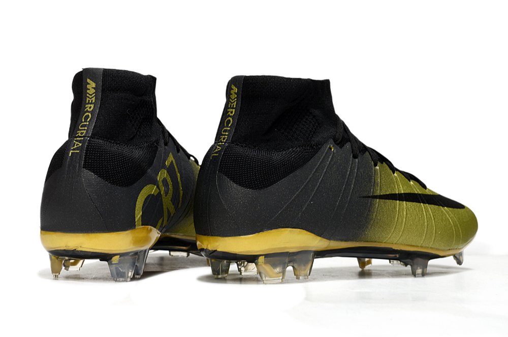 Crampons Mercurial Superfly - L'Univers du Maillot