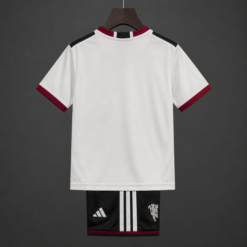 26/27 Ensemble Enfant  Manchester United  Third