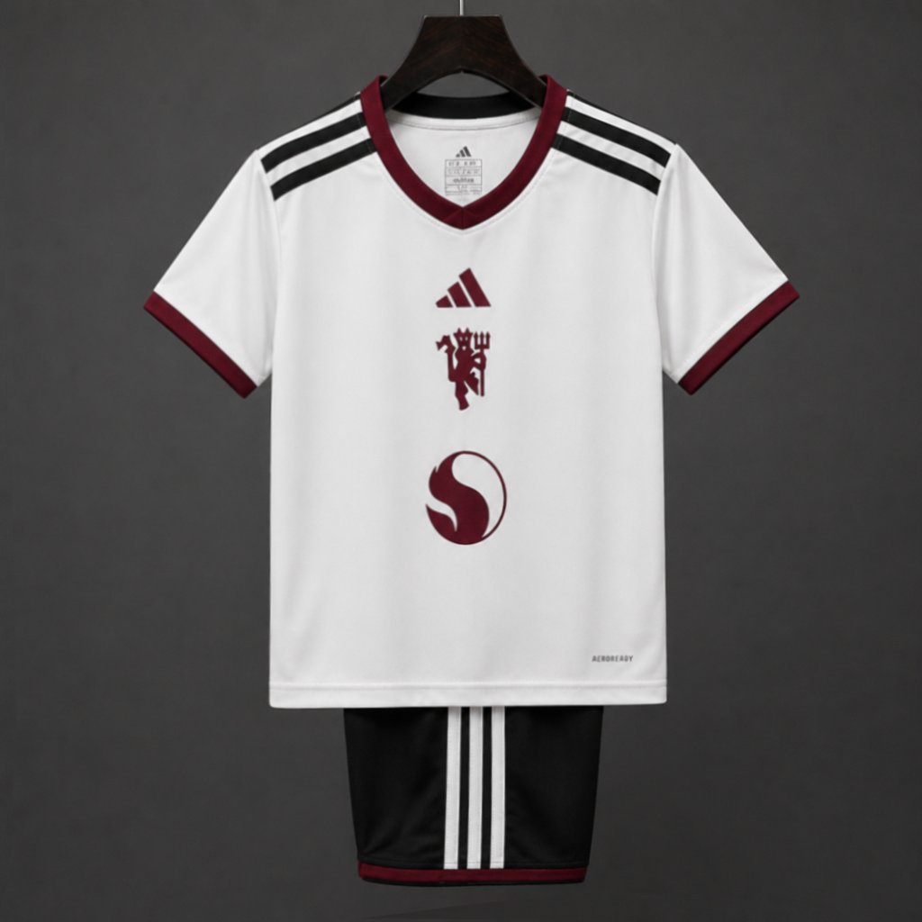 26/27 Ensemble Enfant  Manchester United  Third