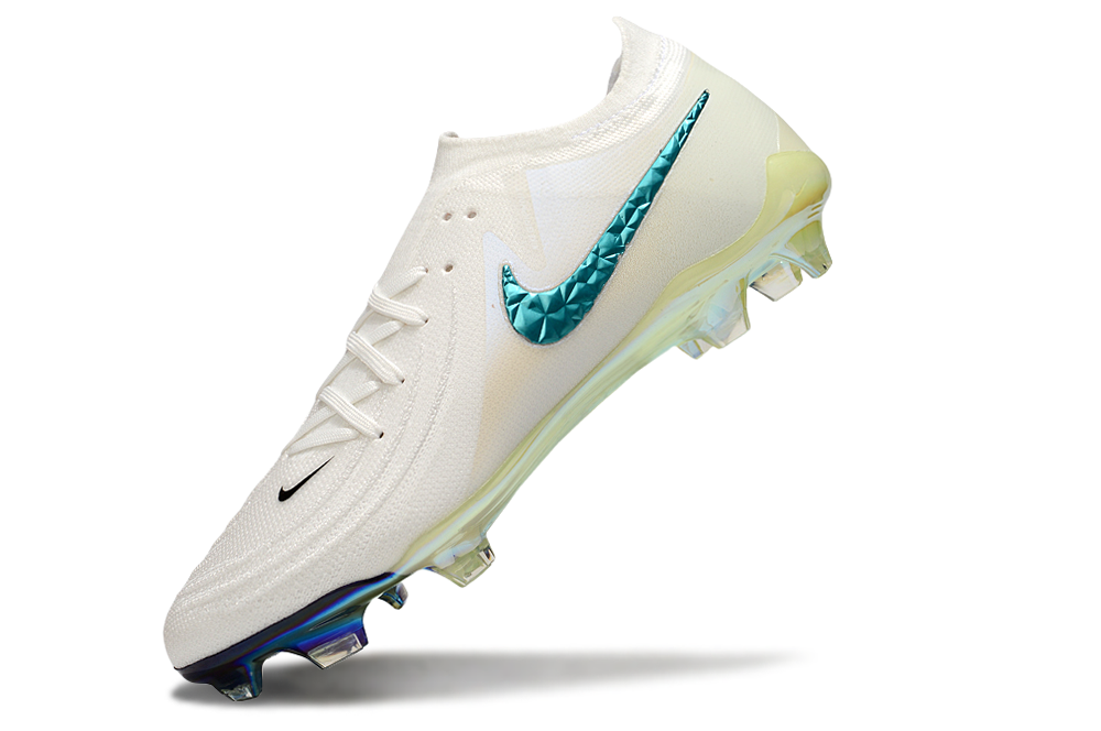 Crampons PHANTOM LUNA ELITE FG - L'Univers du Maillot